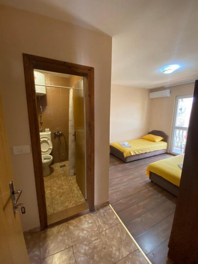 Apartments And Rooms Grande Casa Bar Bagian luar foto